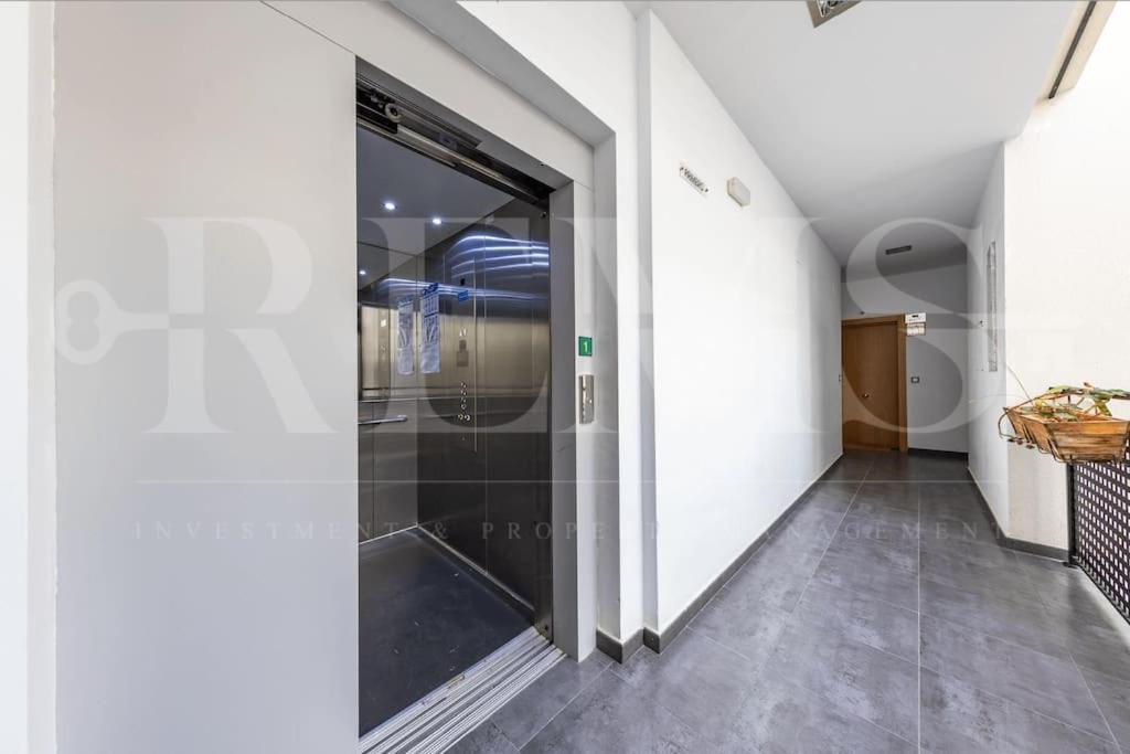 Inviting Apartment In The Center By Rems Μάλαγα Εξωτερικό φωτογραφία